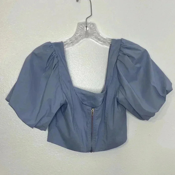 Forever 21 Squared Neck Puffed Sleeves Solid Crop Top - Picture 3 of 4